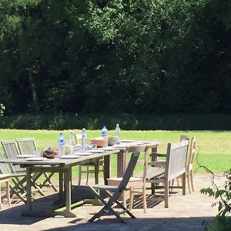 Lovely Holiday Home In Mettet With Garden Holiday home *