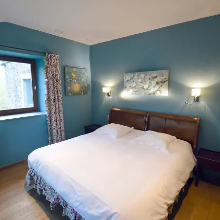 Lovely Holiday Home In Mettet With Garden Holiday home